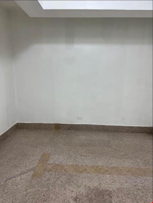 Significant Price Discount 800 sq ft Medical Professional Office School House of Worship Seminary Day Care Non Profit Coop