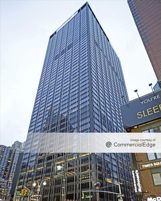The Paramount Plaza Building