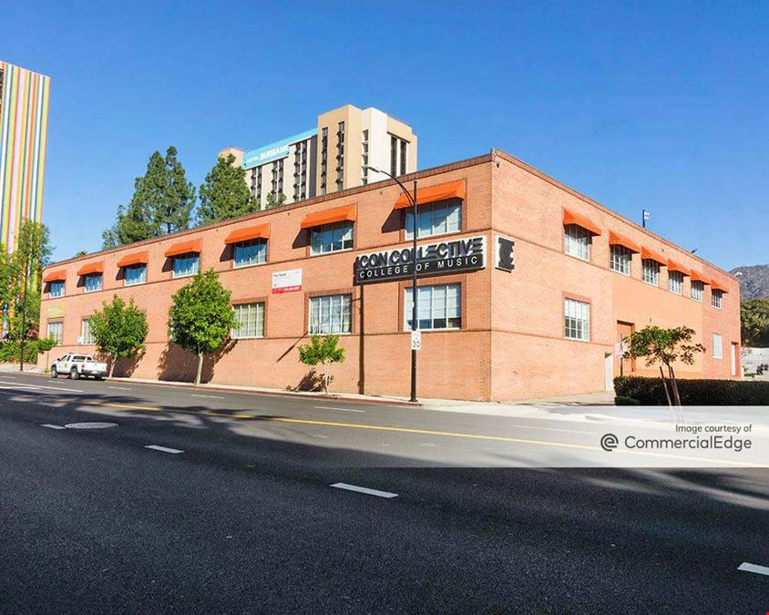 100 East Tujunga Avenue