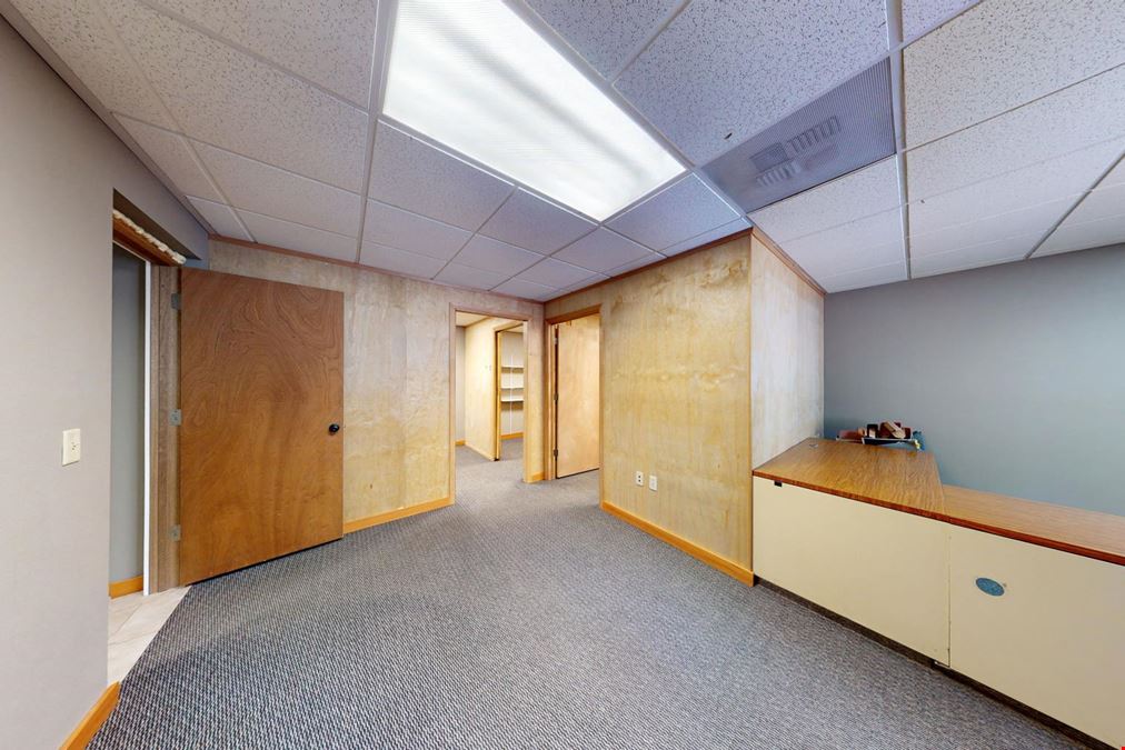 8410 30th Ave NE