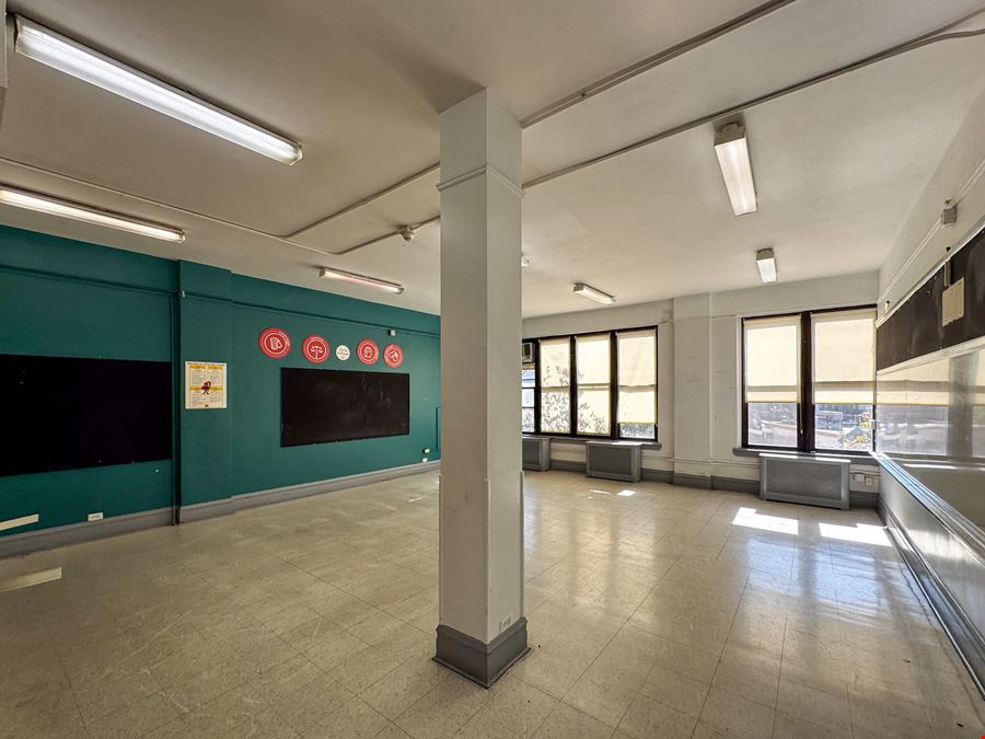 24,790 SF | 500 Courtlandt Avenue | School for Sublease