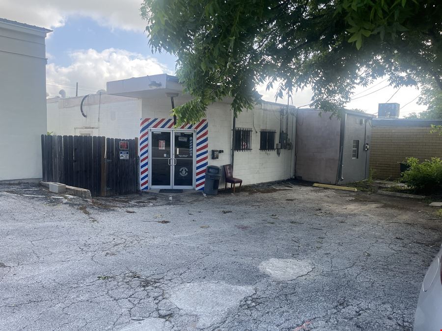 604 E University Ave and 1211 College St