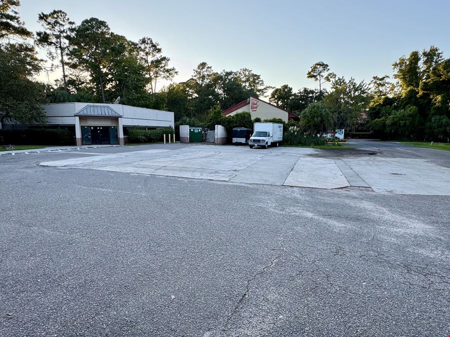 Stand Alone Retail Building