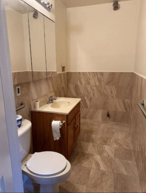 Medical Office Retail Mixed Use Condo 11882 Metropolitan Avenue Kew Gardens 1B