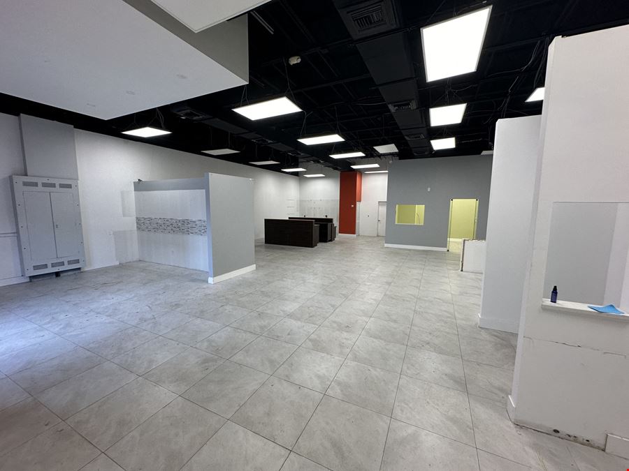 3,300 SF Flex/Industrial Bay - InterMiami Stadium