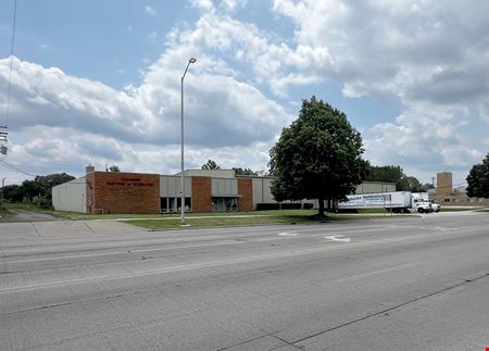 Preview of Industrial space for Sale at 25 W Walton Blvd