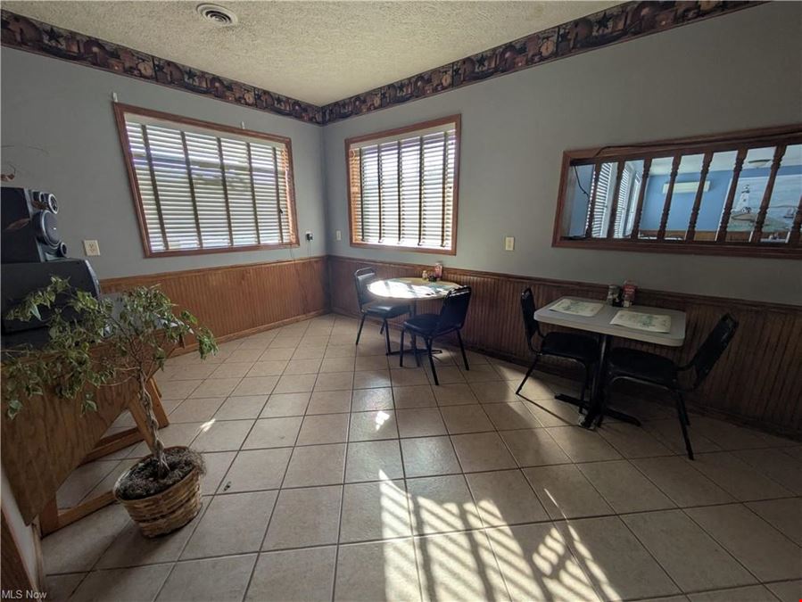 6497 State Route 85, Andover, OH 44003