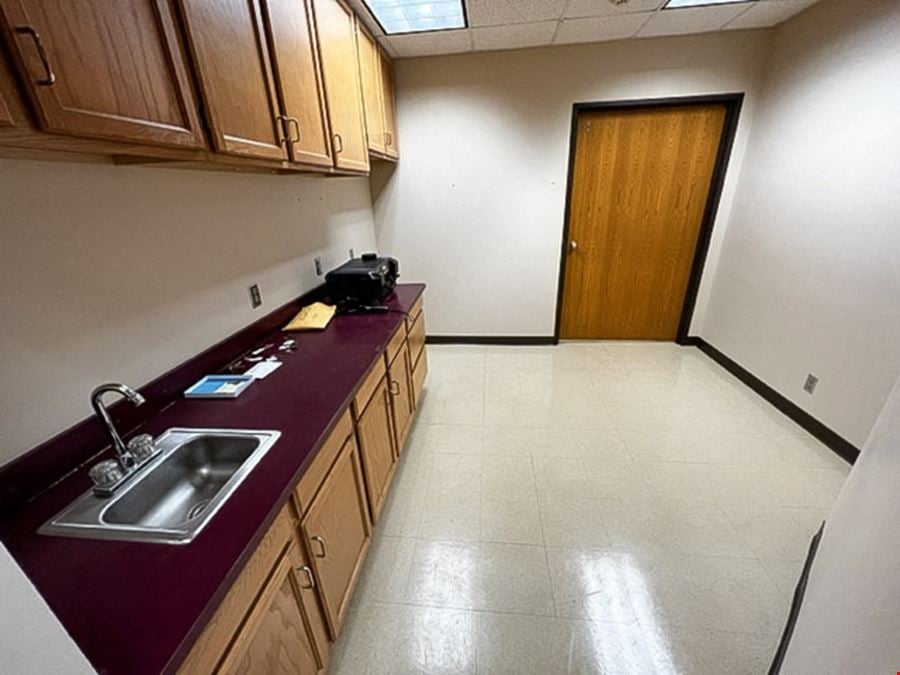 5309 SF Suite 335 Professional Office Spaces in Colorado