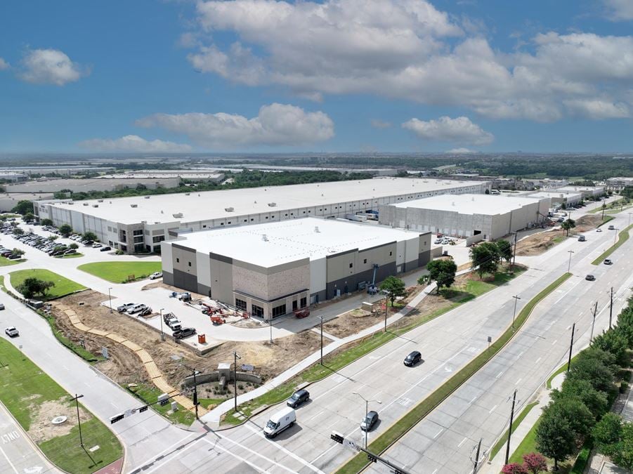 Lakeside Business Center II