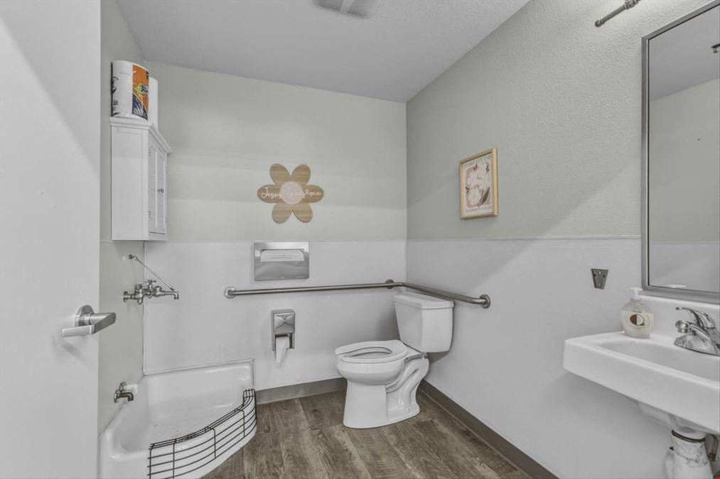 460 W Main St Fernley NV 89408