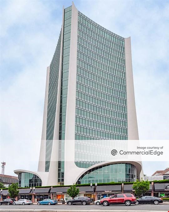 1 Landmark Square & 101 Broad Street