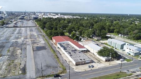 Preview of commercial space at 1515 Choctaw Dr