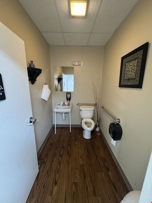1014 Hospital Dr