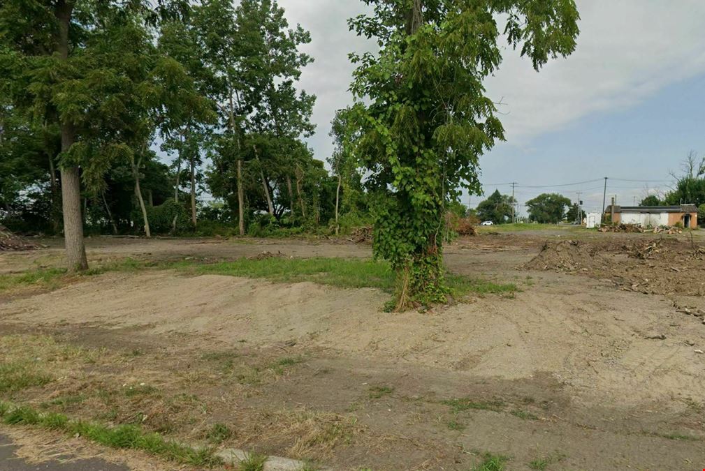 11 Felton St - 1.6+/- up to 2.5+/- Acres
