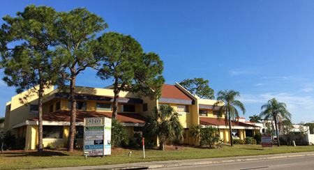 Banyan Building - Fort Myers