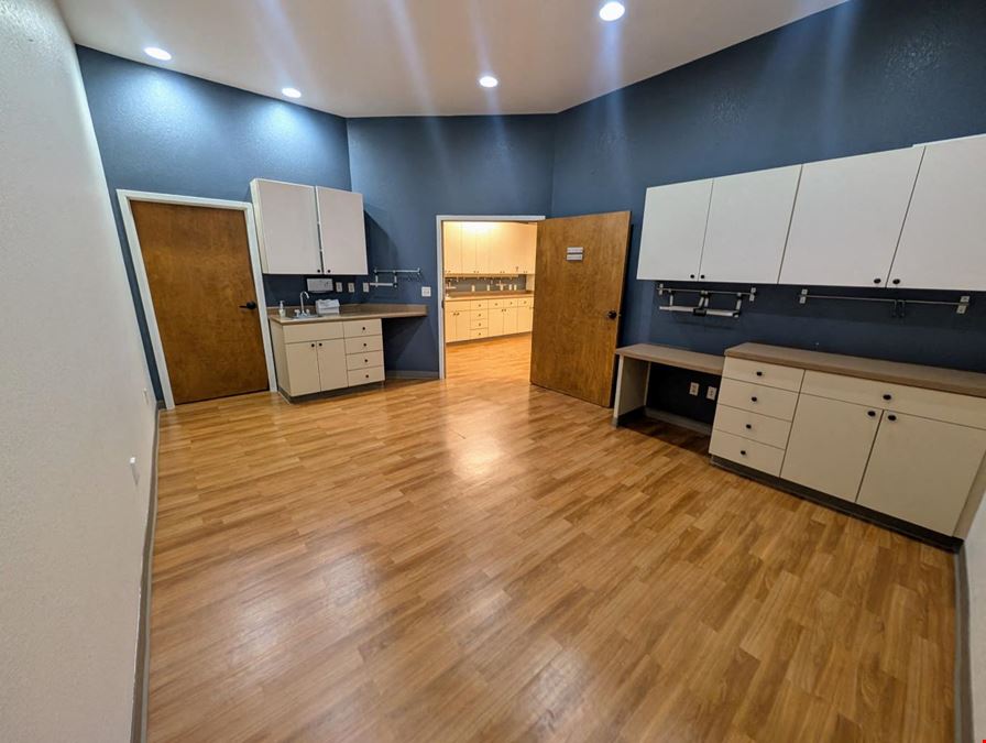 1915 Wilmington Dr. Suite 100