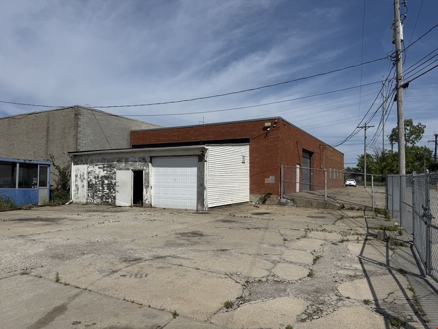 21012 Aurora Road