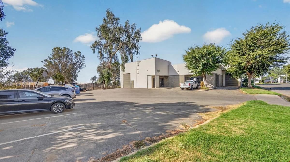 ±8,100 SF Freestanding Building w/Office + Warehouse Space For Lease