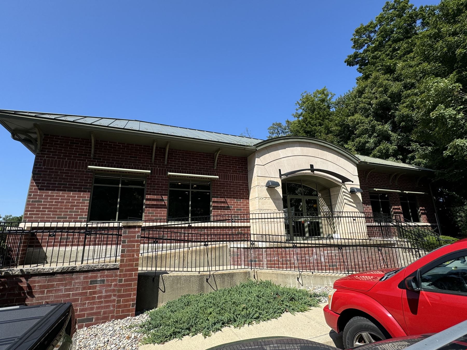 Medical Offices - 207 Washington Street
