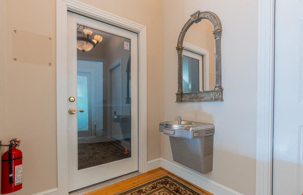 2774 Electric Road Southwest - Suite C