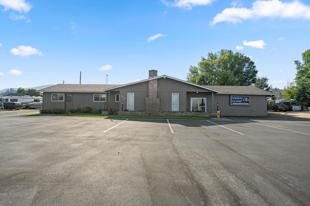 1777 Williams Hwy