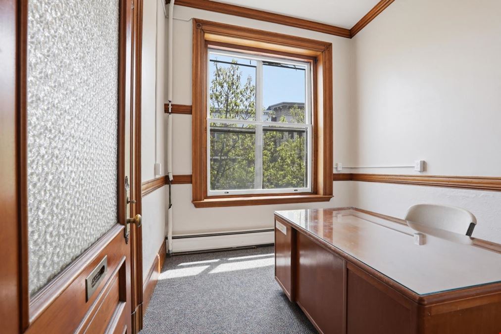 NOW LEASING! Premier Office/Retail Suites in Downtown Amesbury, MA
