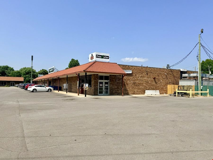 Villa Shopping Center