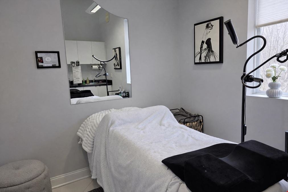 Premier Turnkey Hair Salon for Sale: Salon Berardo