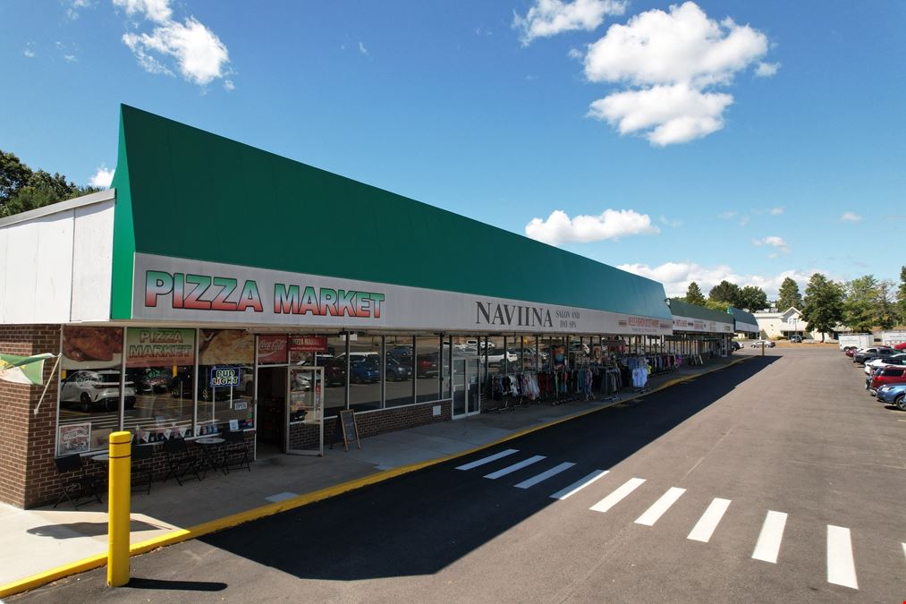 Retail Space at Wells Plaza