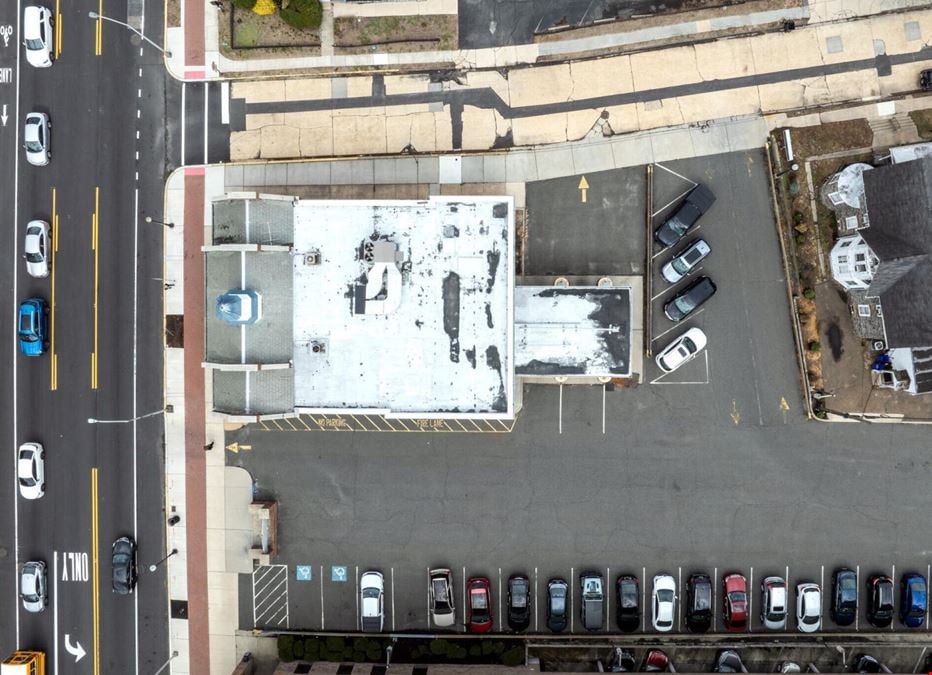 22 N Broad St Suite A