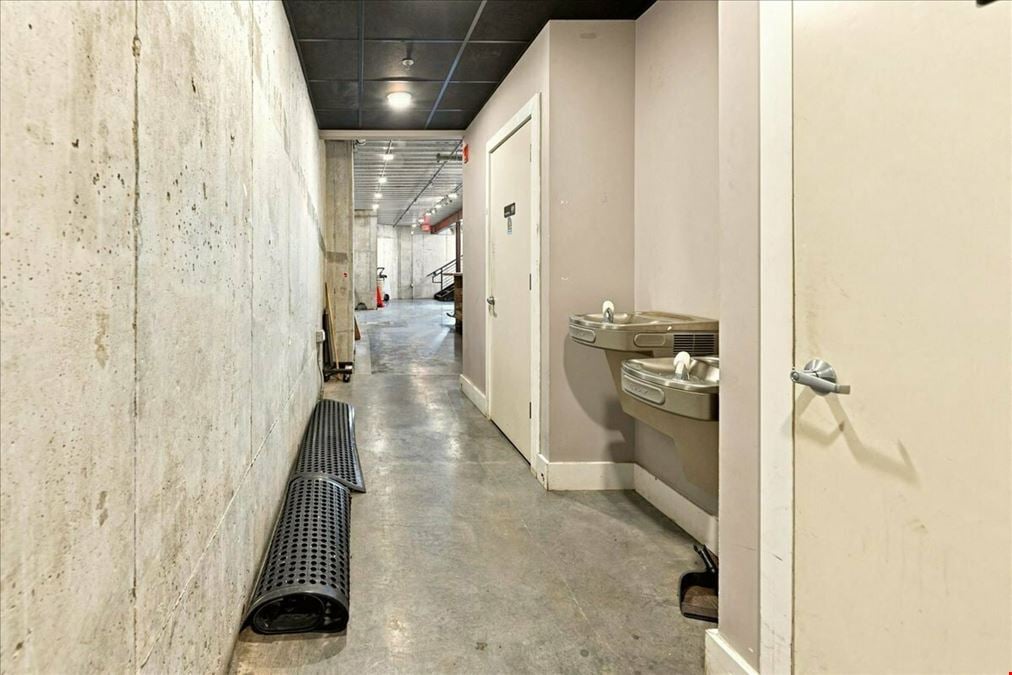 LOWER-LEVEL COMMERCIAL SPACE IN DOWNTOWN HARRISONBURG