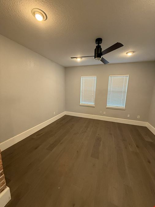 The Heritage Office on 8th **REDUCED PRICE**