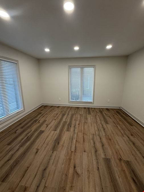 5734 Windsor Drive, Unit 6
