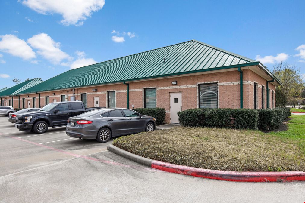 1125 Cypress Station