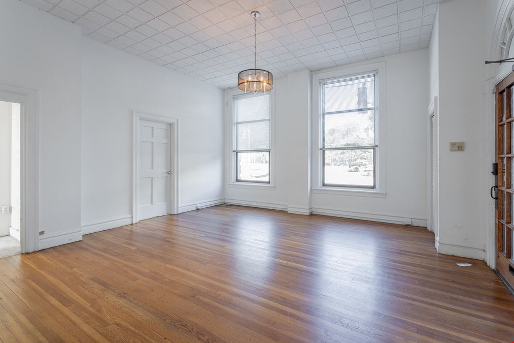 600 Georgia Ave Suite 8