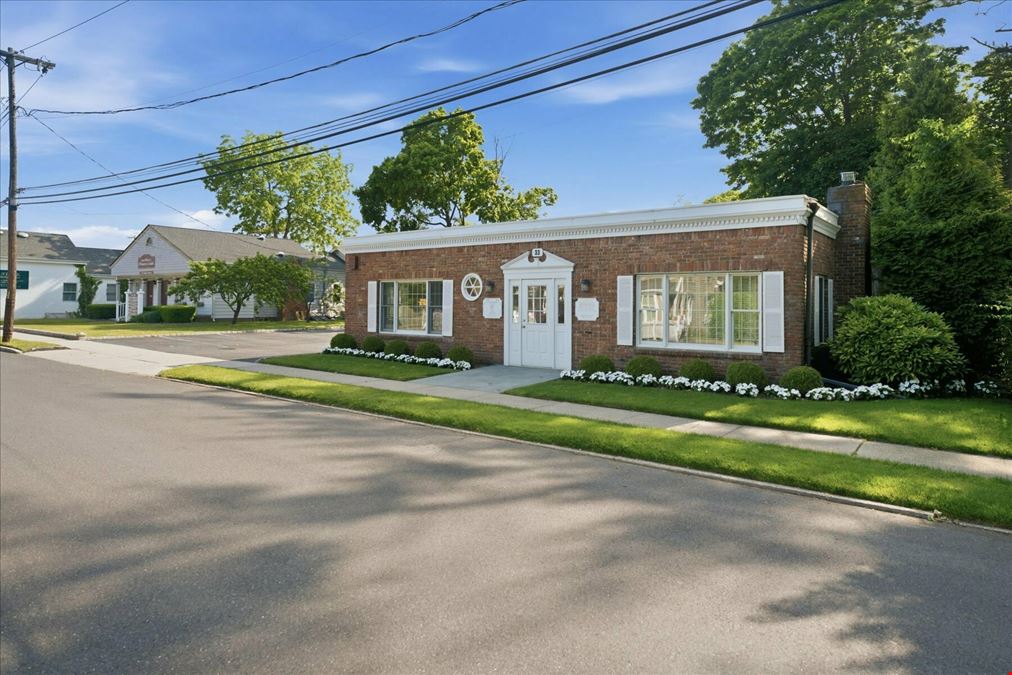 33 Candee Avenue