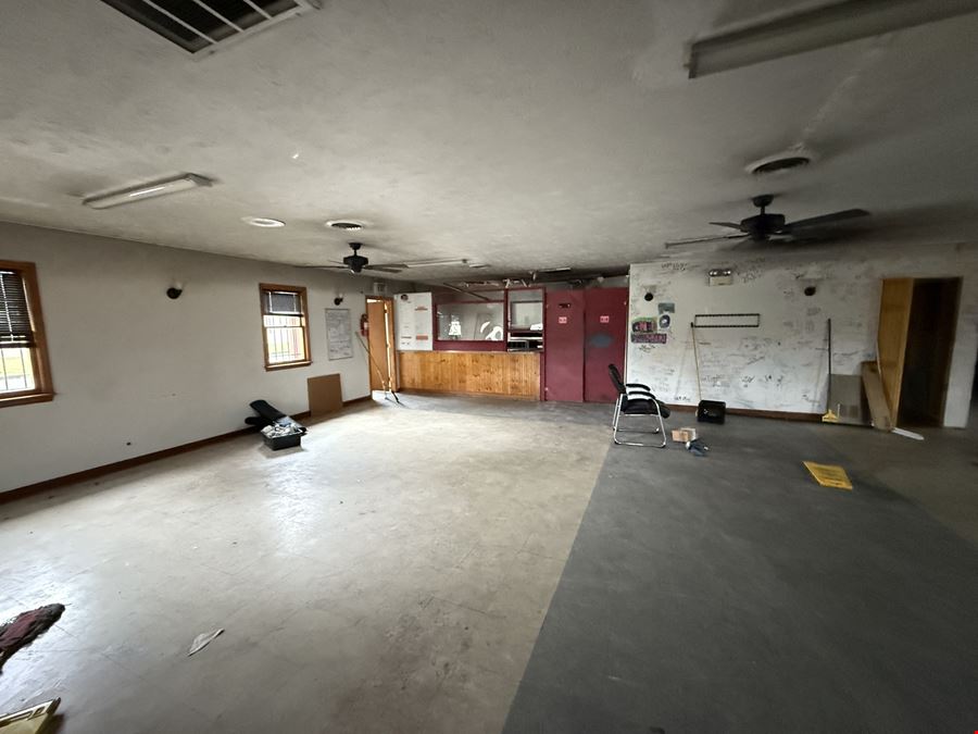 Fully Remodeled Restaurant Opportunity