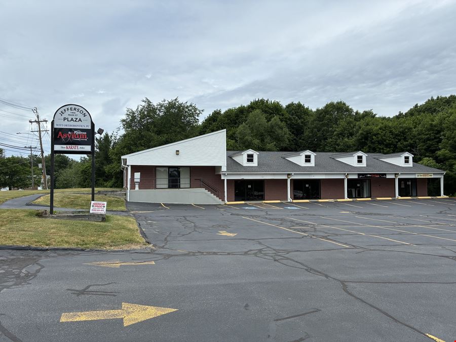 1406 Main St