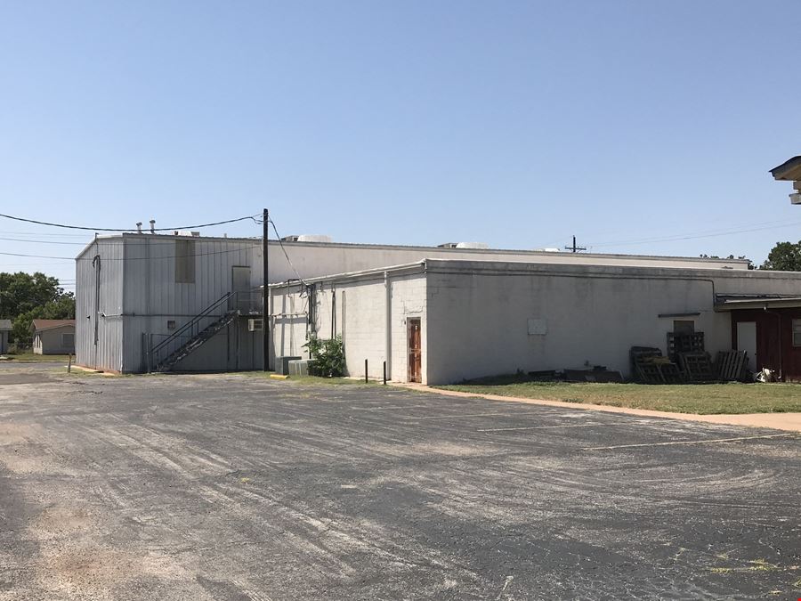 3101 N 12th