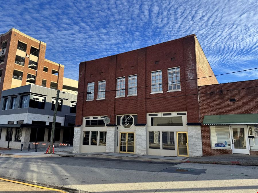 OFFICE/RETAIL BUILDING FOR LEASE