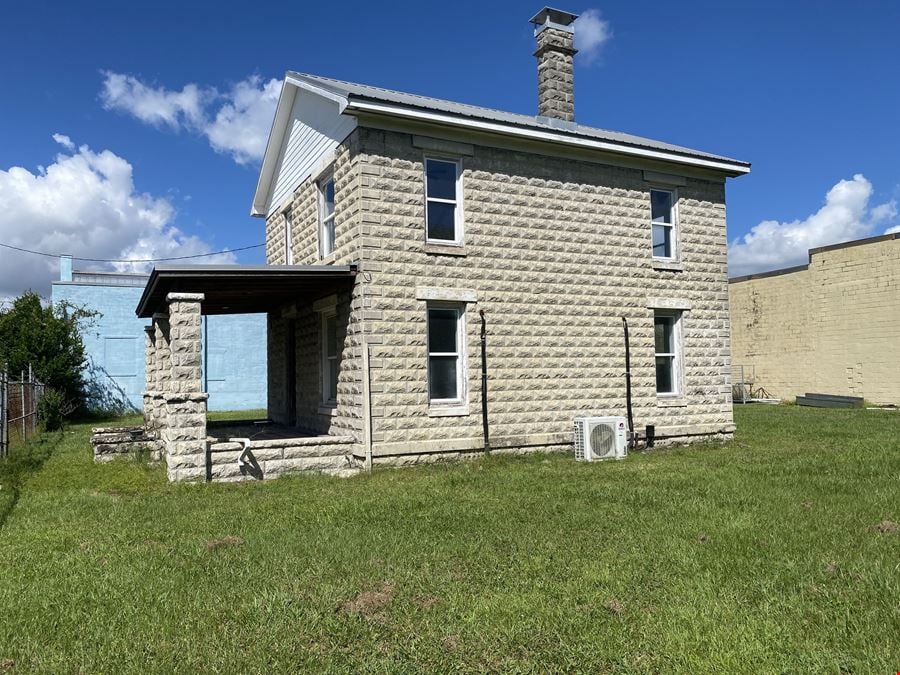628 & 634 Dyal Street / 619 & 645 E 10th Street