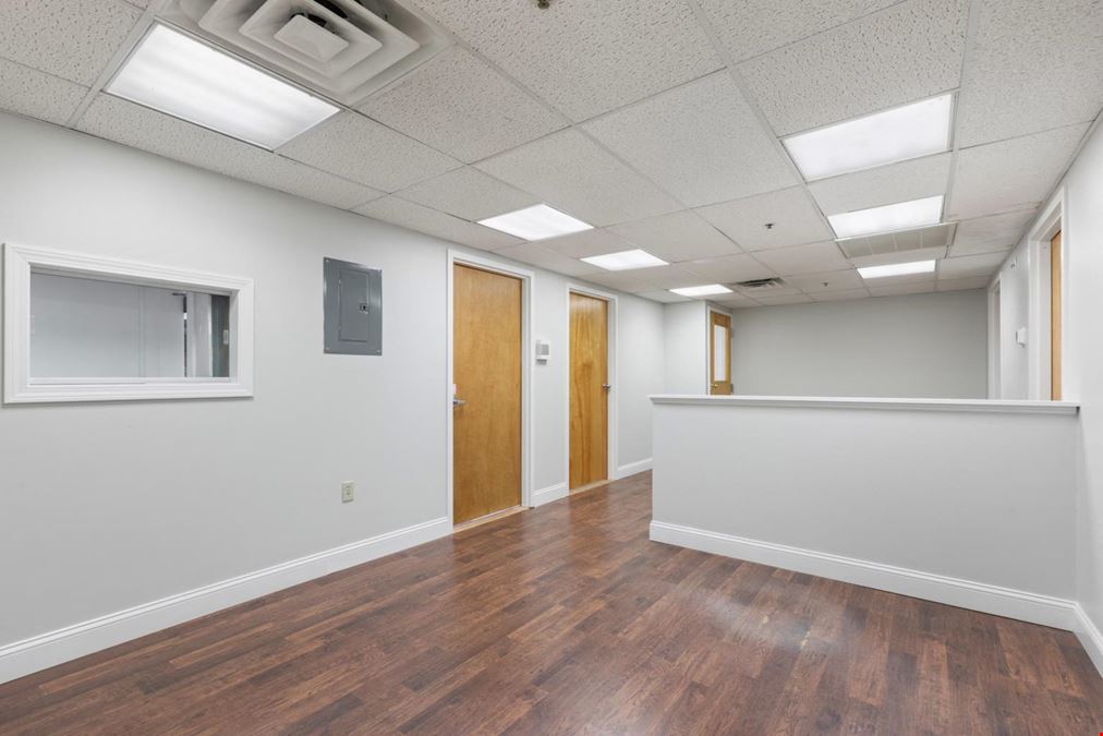 2,650sf Flex Space for Lease in Seaport Business Park, Newburyport. MA