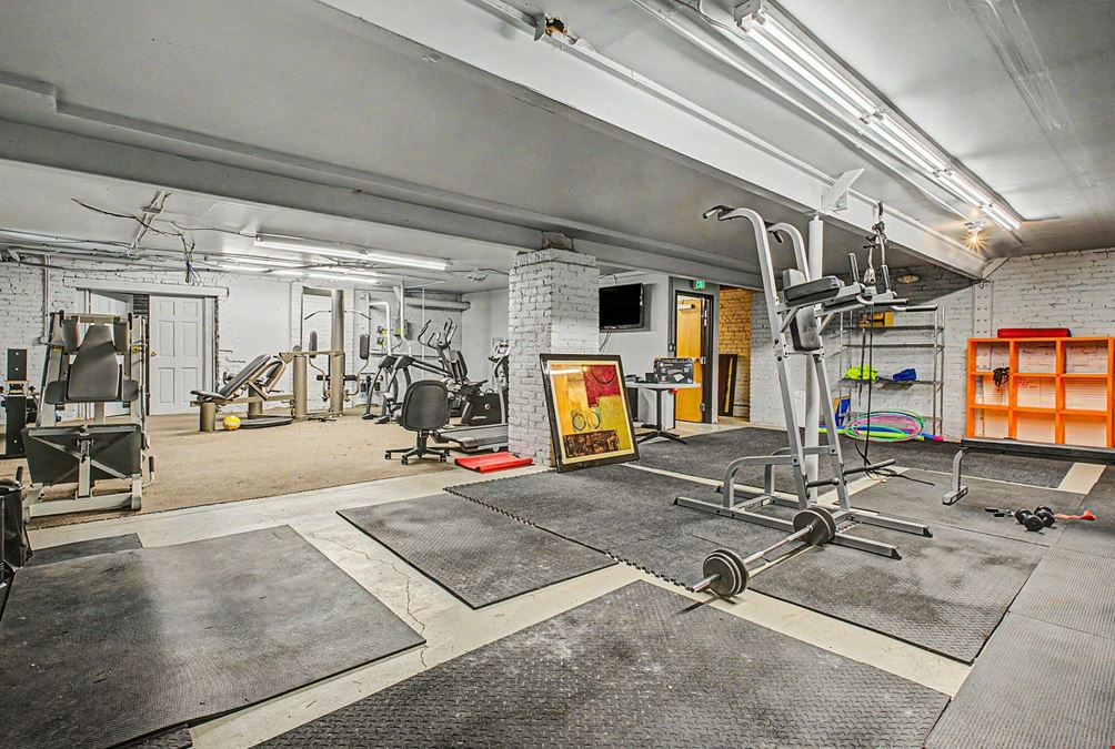 574 Santa Fe Drive