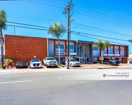 Preview of commercial space at 3467 Kurtz Street