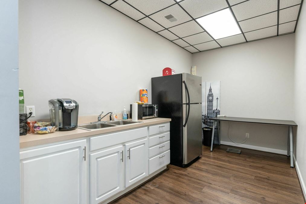 1st Floor Office Units For Sale / Hurstbourne Springs Professional Center