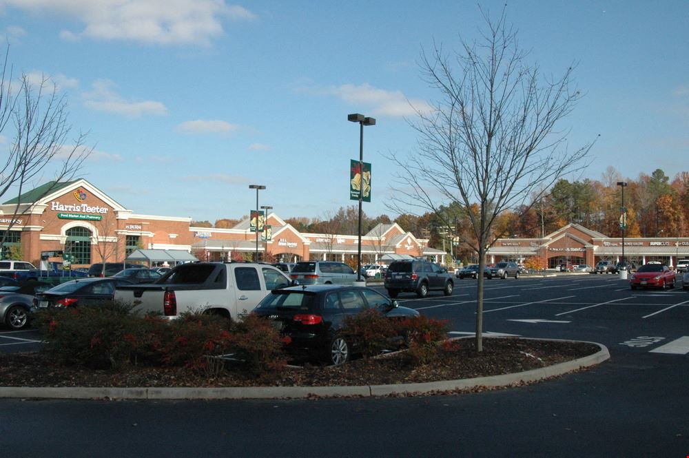 Quarterpath Crossing Shopping Center
