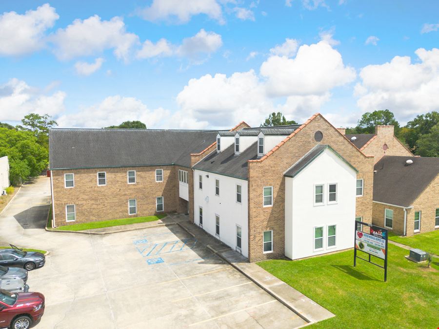 Multi-Tenant Office Investment on Sherwood Forest Boulevard