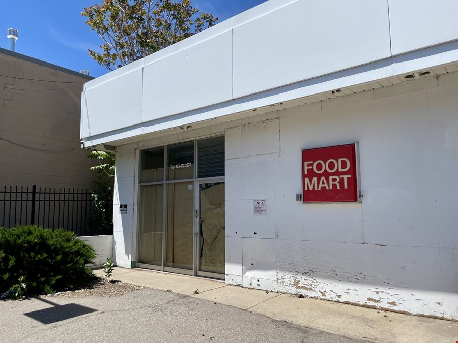 8275 E Colfax Ave