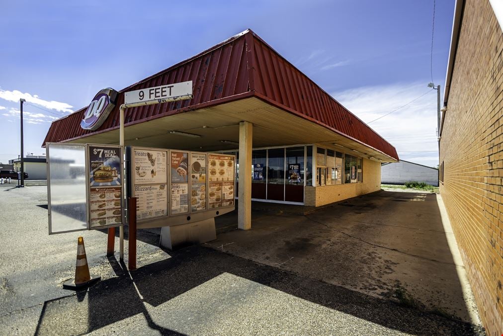 Freestanding Drive-Thru Restaurant Building in Olton, TX