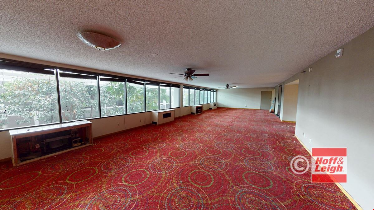 2886 South Circle Drive